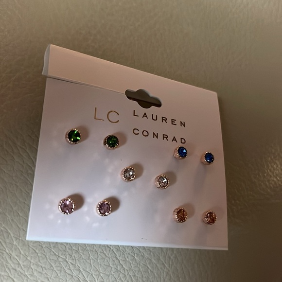 Lauren Conrad delicate studs. 5 pair. New. Rose gold! - Picture 3 of 4